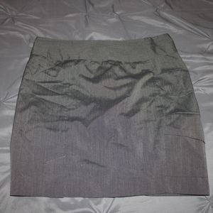 Silver pencil skirt
